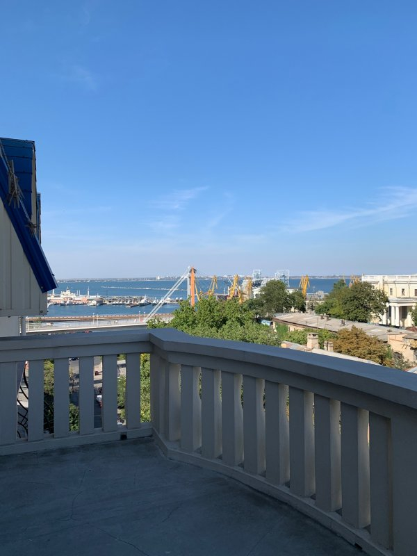продажа многокомнатной квартиры номер A-161648 в Приморском районе, фото номер 10